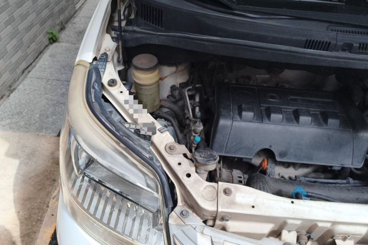 Used Great Wall V80 2013 1.5T Manual Yashang Model Engine Bay Right