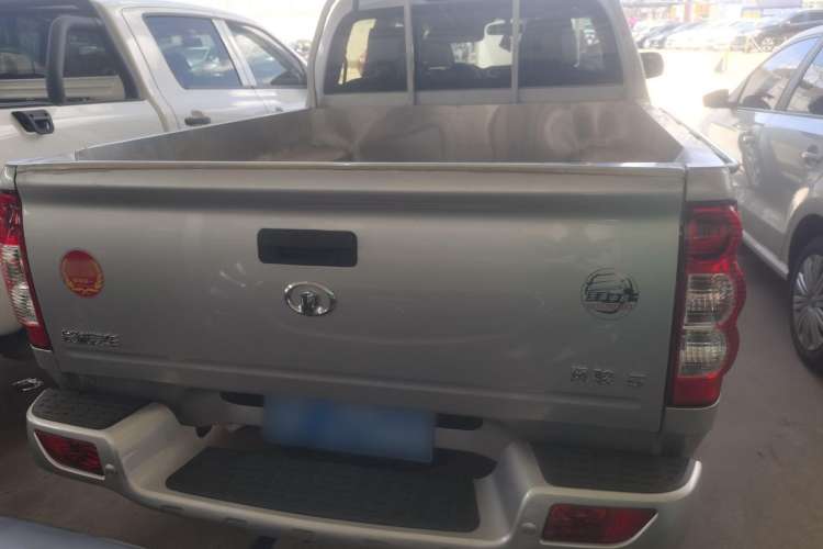 Used Great Wall Wingle 5 2021 2.0T Diesel Two-Wheel Drive Elite Version Big Double Cab China VI Standard GW4D20M Exterior 4