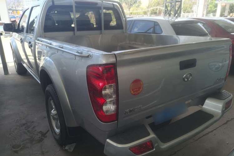 Used Great Wall Wingle 5 2021 2.0T Diesel Two-Wheel Drive Elite Version Big Double Cab China VI Standard GW4D20M Exterior 5