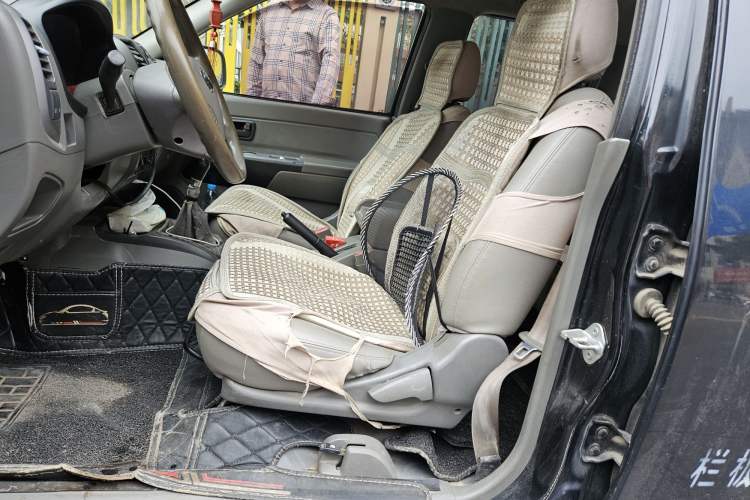 Used Great Wall Wingle 5 2011 2.8T Business Edition Elite Version Left Front Seat