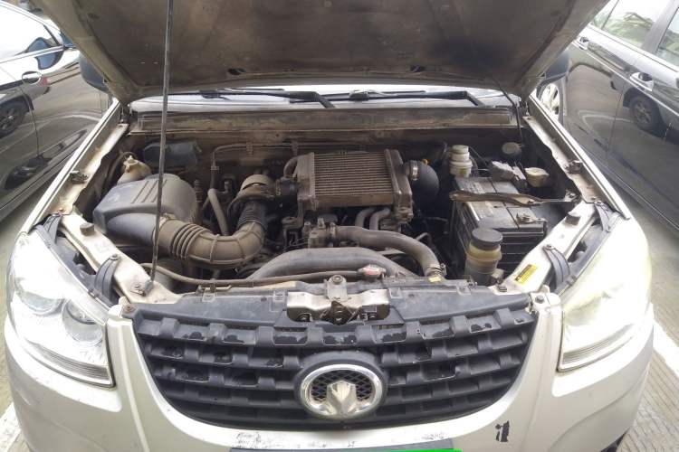 Used Great Wall Wingle 5 2011 2.8T Business Edition Elite Version Engine Bay