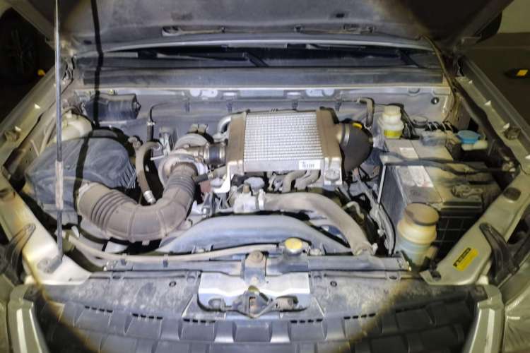 Used Great Wall Wingle 5 2011 2.8T Business Edition Elite Version Engine Bay