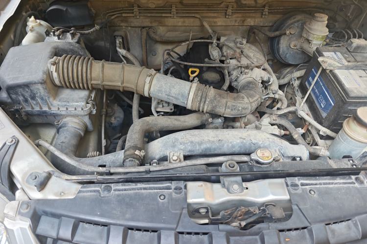 Used Great Wall Wingle 5 2011 2.2L Wealth Edition Two-Wheel Drive Small Double-Cab GW491QE Engine Bay