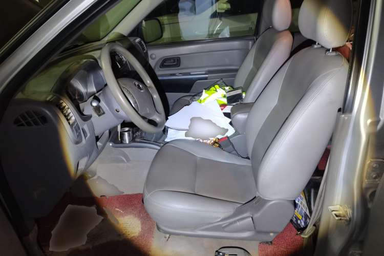 Used Great Wall Wingle 5 2011 2.8T Business Edition Elite Version Left Front Seat