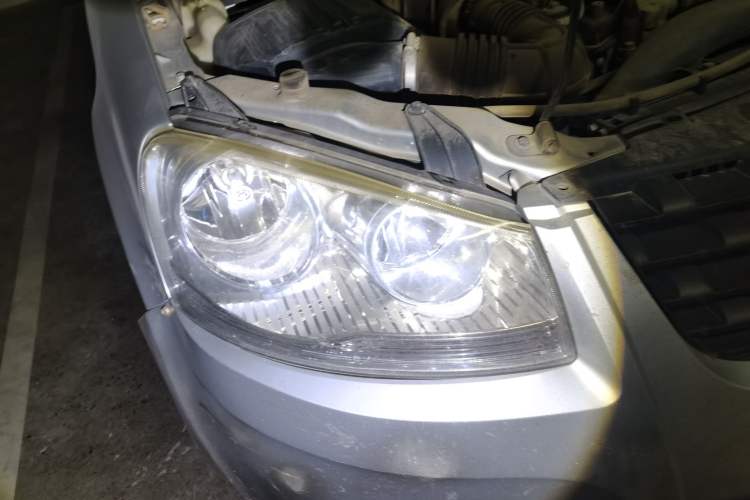 Used Great Wall Wingle 5 2011 2.8T Business Edition Elite Version Right Front Headlight