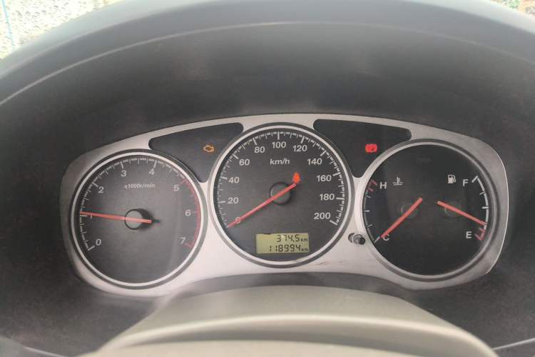 Used Great Wall Wingle 5 2011 2.2L Wealth Edition Two-Wheel Drive Big Double-Cab GW491QE Instrument Cluster