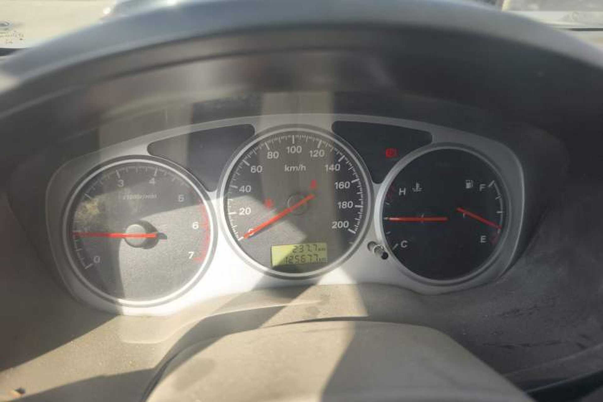 Used Great Wall Wingle 5 2011 2.2L Wealth Edition Two-Wheel Drive Small Double-Cab GW491QE Instrument Cluster