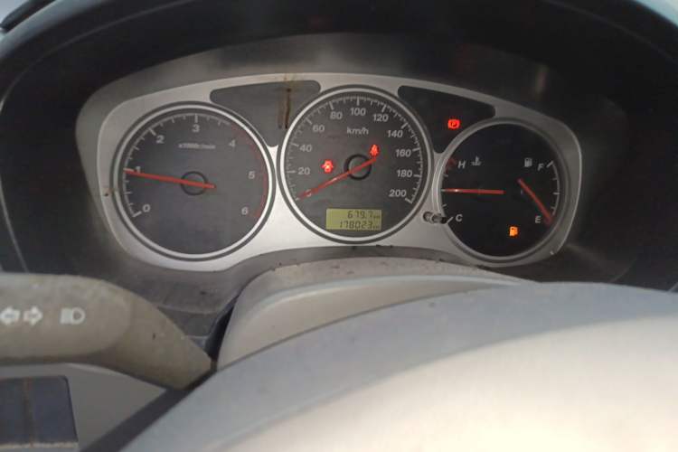 Used Great Wall Wingle 5 2011 2.8T Business Edition Elite Version Odometer Close Up
