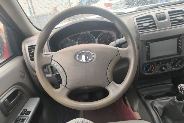 Used Great Wall Wingle 5 2011 2.2L Wealth Edition Two-Wheel Drive Big Double-Cab GW491QE Steering Wheel