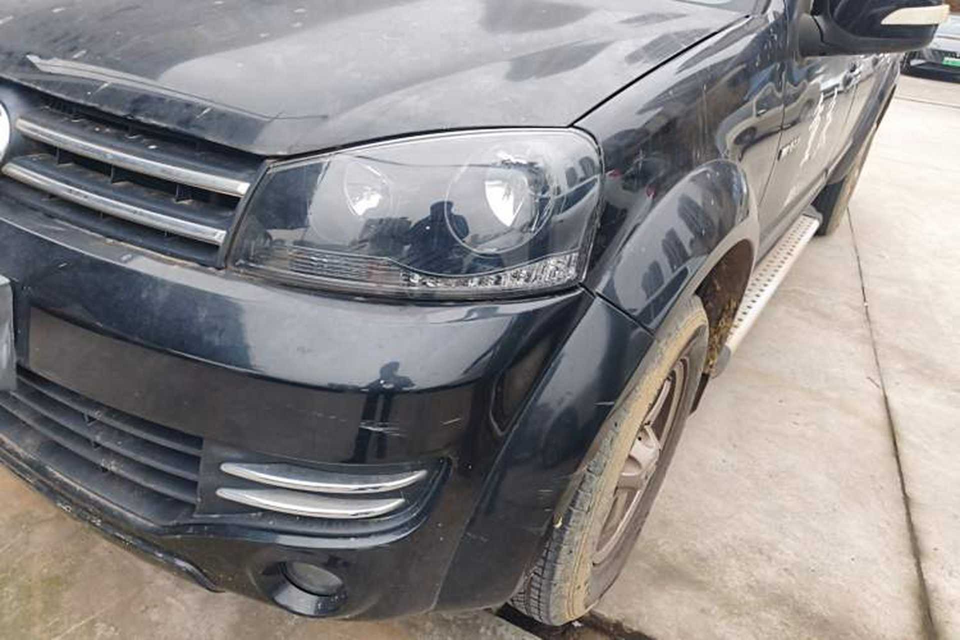 Used Great Wall Wingle 5 2013 2.8T European Version Two-Wheel Drive Elite Version Big Double-Cab GW2.8TC Left Front Headlight