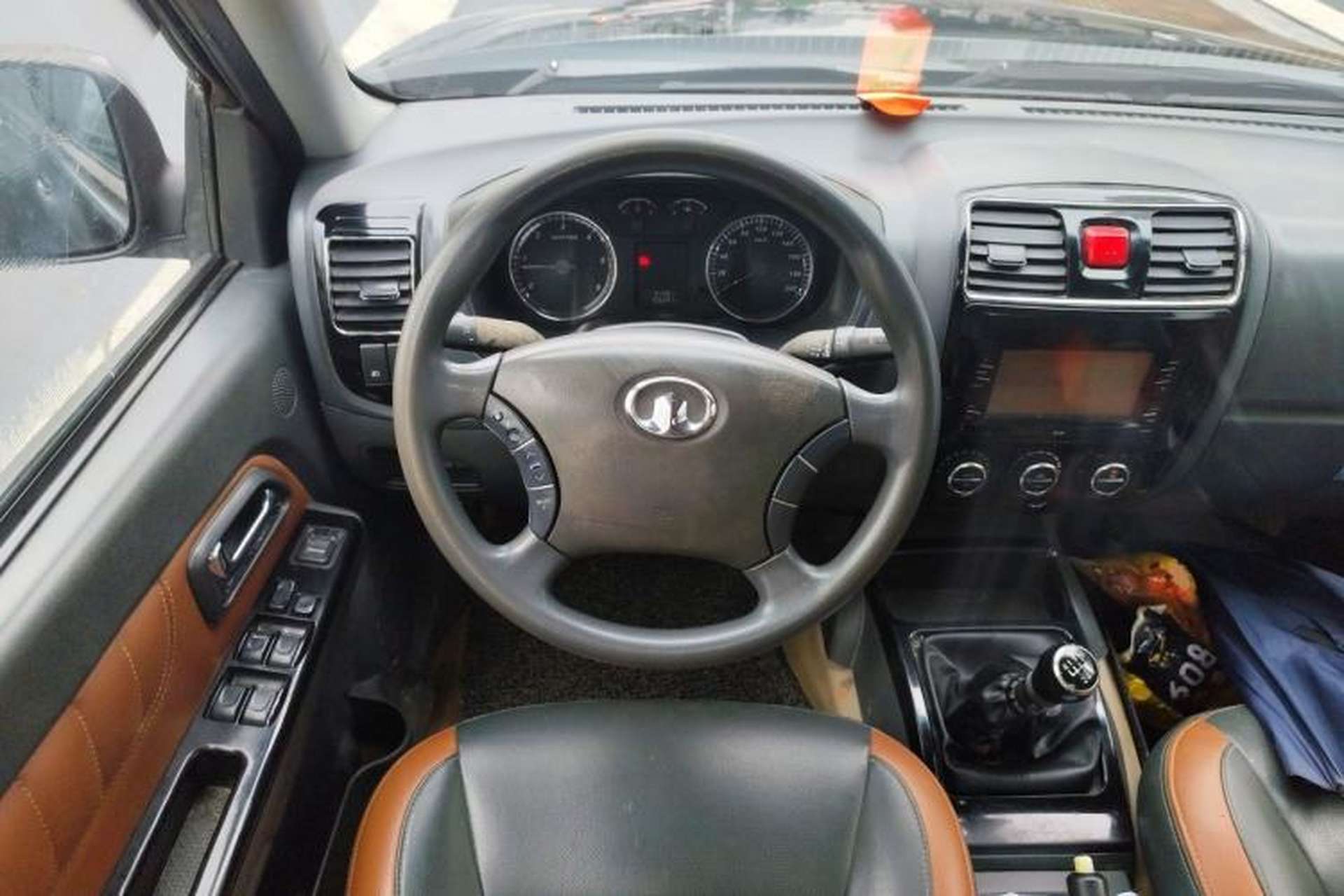 Used Great Wall Wingle 5 2013 2.0T European Version Two-Wheel Drive Elite Edition 6MT Big Double Cab GW4D20B Steering Wheel
