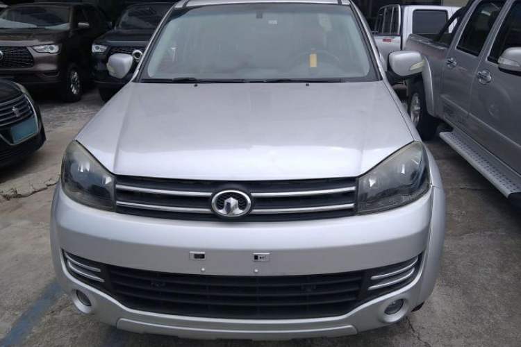 Used Great Wall Wingle 5 2013 2.0T European Version Two-Wheel Drive Elite Edition 6MT Big Double Cab GW4D20B Exterior 1