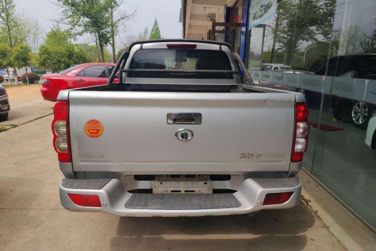Used Great Wall Wingle 5 2013 2.8T European Version Two-Wheel Drive Elite Version Big Double-Cab GW2.8TC Exterior 4