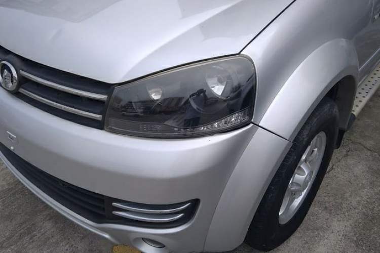 Used Great Wall Wingle 5 2013 2.0T European Version Two-Wheel Drive Elite Edition 6MT Big Double Cab GW4D20B Exterior 6