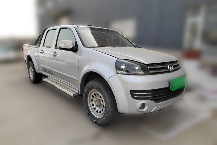 Used Great Wall Wingle 5 2013 2.4L European Version Two-Wheel Drive Elite Edition Big Double Cab – 4G69S4N Front Right 45 Deg