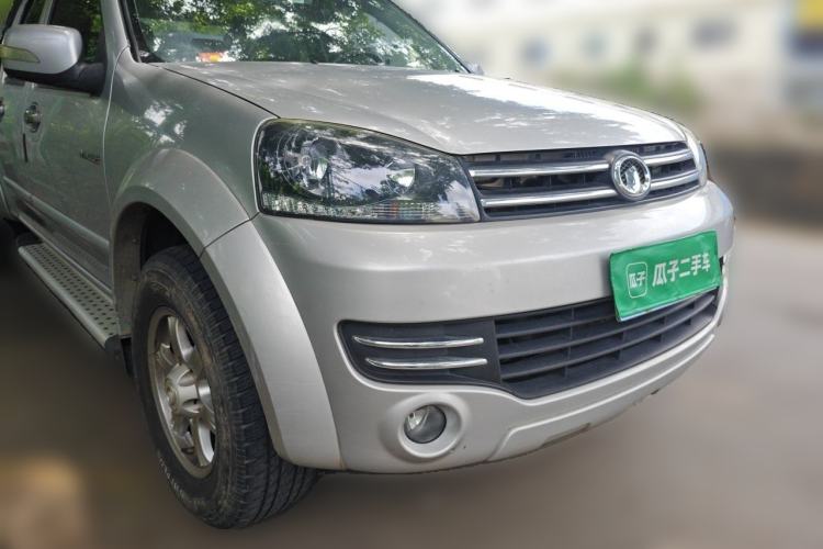 Used Great Wall Wingle 5 2013 2.0T European Version Two-Wheel Drive Elite Edition 6MT Big Double Cab GW4D20B Front Right 45 Deg