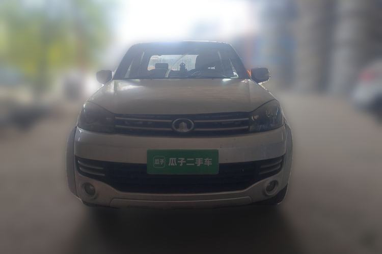 Used Great Wall Wingle 5 2013 2.0T European Version Two-Wheel Drive Elite Edition 6MT Big Double Cab GW4D20B Front