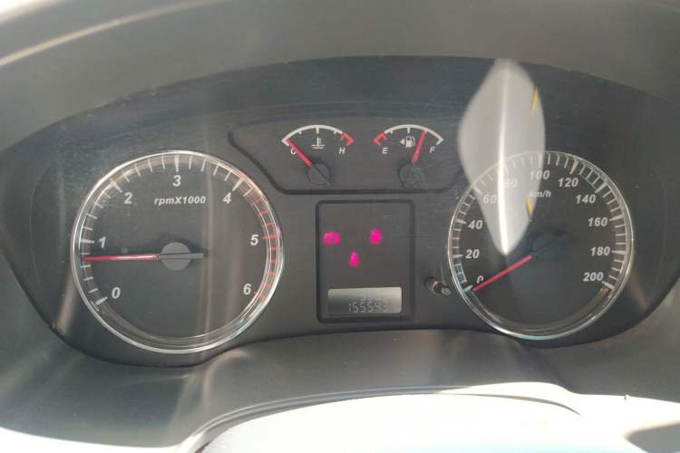 Used Great Wall Wingle 5 2013 2.0T European Version Two-Wheel Drive Elite Edition 6MT Big Double Cab GW4D20B Instrument Cluster