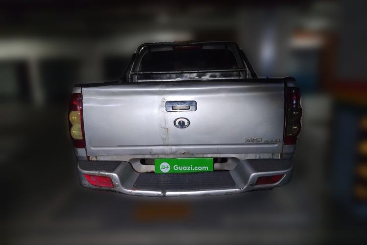 Used Great Wall Wingle 5 2013 2.8T European Version Two-Wheel Drive Elite Version Big Double-Cab GW2.8TC Rear