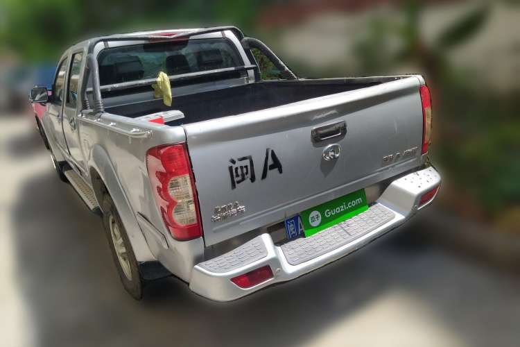 Used Great Wall Wingle 5 2013 2.0T European Version Two-Wheel Drive Elite Edition 6MT Big Double Cab GW4D20B Rear Left 45 Deg