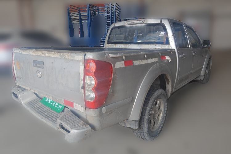 Used Great Wall Wingle 5 2013 2.0T European Version Two-Wheel Drive Elite Edition 6MT Big Double Cab GW4D20B Rear Right 45 Deg