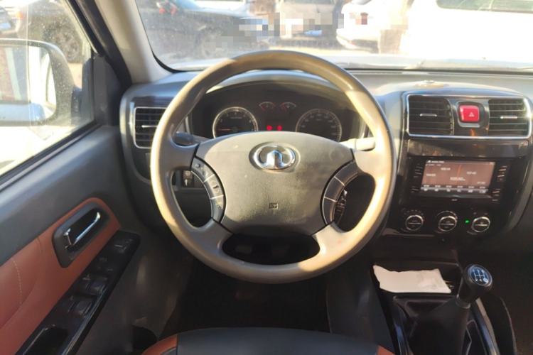 Used Great Wall Wingle 5 2013 2.4L European Version Two-Wheel Drive Elite Edition Big Double Cab – 4G69S4N Steering Wheel