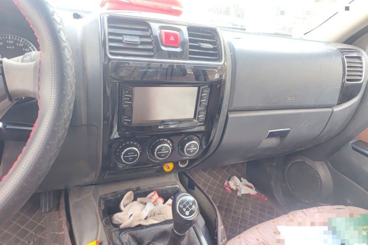 Used Great Wall Wingle 5 2013 2.4L European Version Two-Wheel Drive Navigation Edition Big Double Cab – 4G69S4N Audio And AC Panel