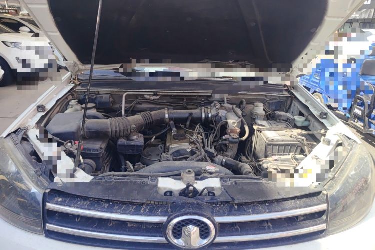 Used Great Wall Wingle 5 2013 2.4L European Version Two-Wheel Drive Navigation Edition Big Double Cab – 4G69S4N Engine Bay