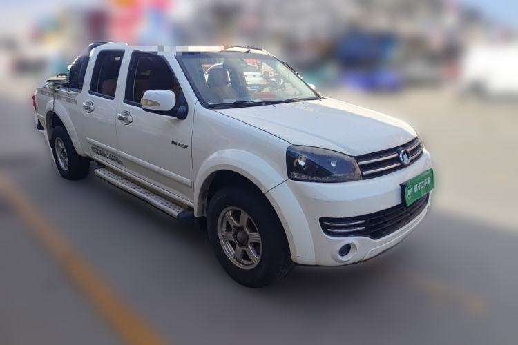 Used Great Wall Wingle 5 2013 2.4L European Version Two-Wheel Drive Navigation Edition Big Double Cab – 4G69S4N Front Right 45 Deg