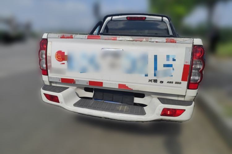 Used Great Wall Wingle 5 2013 2.8T European Version Two-Wheel Drive Elite Version Big Double-Cab GW2.8TC Rear