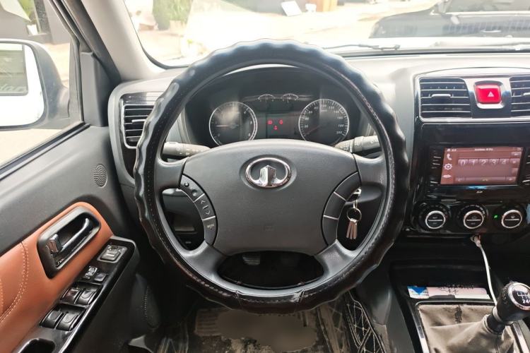 Used Great Wall Wingle 5 2013 2.0T European Version Two-Wheel Drive Elite Edition 6MT Big Double Cab GW4D20B Steering Wheel