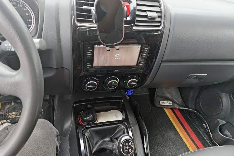 Used Great Wall Wingle 5 2014 2.8T Entry-Level Big Double-Cab GW2.8TC Audio And AC Panel