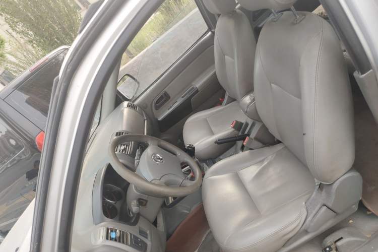 Used Great Wall Wingle 5 2014 2.8T Entry-Level Big Double-Cab GW2.8TC Left Front Seat