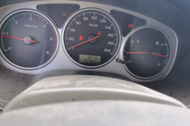 Used Great Wall Wingle 5 2014 2.8T Entry-Level Big Double-Cab GW2.8TC Odometer Close Up