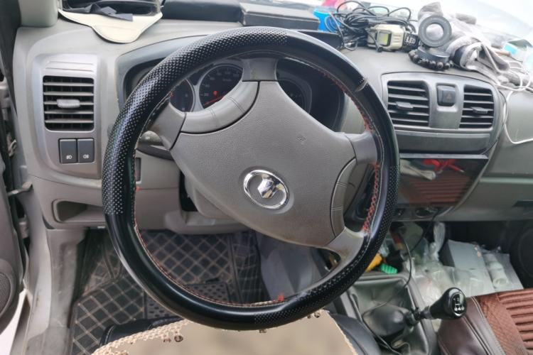 Used Great Wall Wingle 5 2014 2.8T Entry-Level Big Double-Cab GW2.8TC Steering Wheel