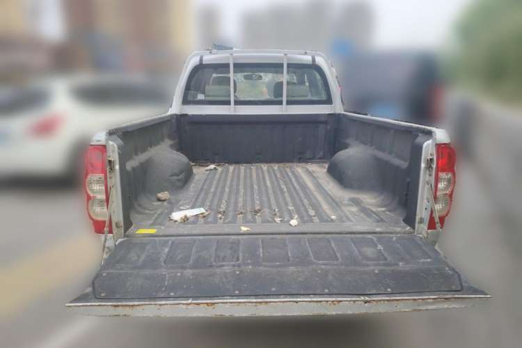 Used Great Wall Wingle 5 2014 2.8T Entry-Level Big Double-Cab GW2.8TC Trunk