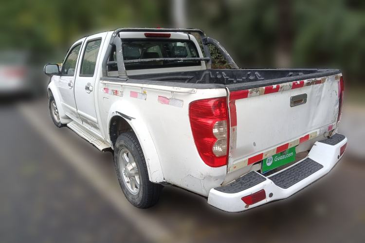 Used Great Wall Wingle 5 2014 2.4L European Version Two-Wheel Drive Entry-Level Big Double-Cab 4G69S4N Exterior 3