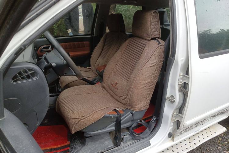 Used Great Wall Wingle 5 2014 2.4L European Version Two-Wheel Drive Entry-Level Big Double-Cab 4G69S4N Left Front Seat