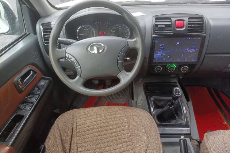 Used Great Wall Wingle 5 2014 2.4L European Version Two-Wheel Drive Entry-Level Big Double-Cab 4G69S4N Steering Wheel