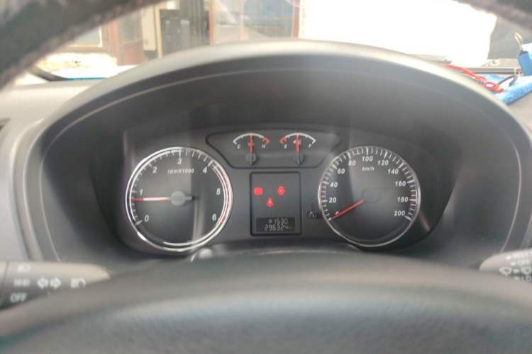 Used Great Wall Wingle 5 2015 2.0T Mine Edition Two-Wheel Drive Luxury Version Short Double Cab – 4D20B Instrument Cluster