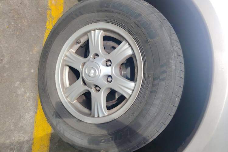 Used Great Wall Wingle 5 2015 2.0T Mine Edition Two-Wheel Drive Luxury Version Short Double Cab – 4D20B Right Front Wheel Hub
