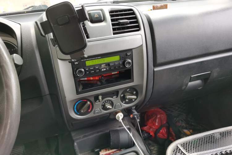 Used Great Wall Wingle 5 2016 2.8T Two-Wheel-Drive Entry-Level GW2.8TC Big Double-Cab GW2.8TC Audio And AC Panel