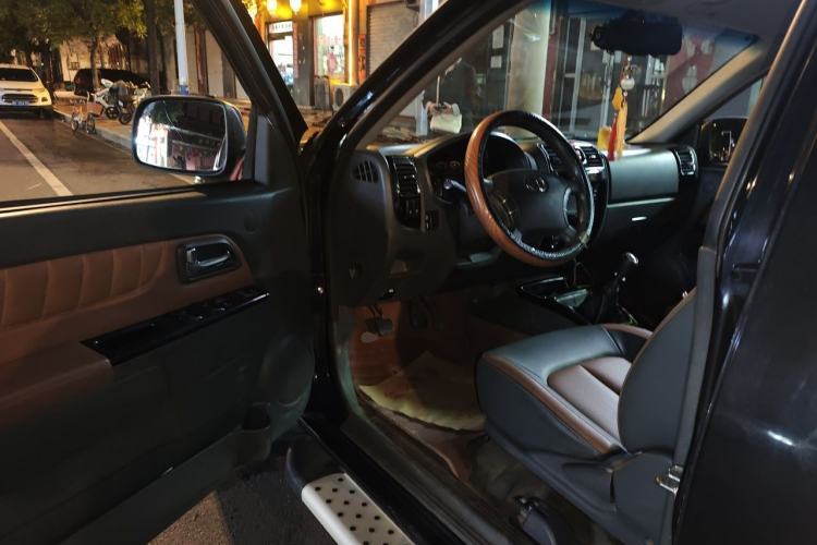 Used Great Wall Wingle 5 2016 2.0T Mine Edition Two-Wheel Drive Progressive Version Big Double Cab – 4D20B Driver Seat