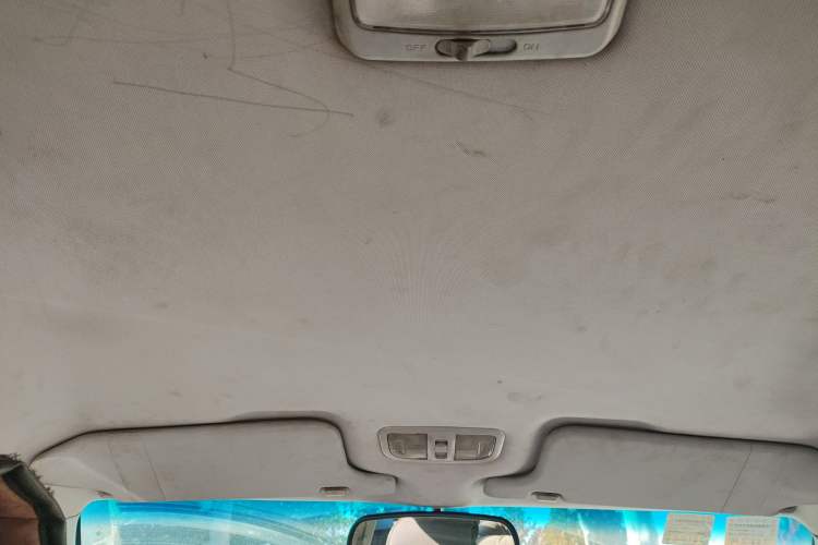 Used Great Wall Wingle 5 2016 2.0T Mine Edition Two-Wheel Drive Progressive Version Big Double Cab – 4D20B Headliner