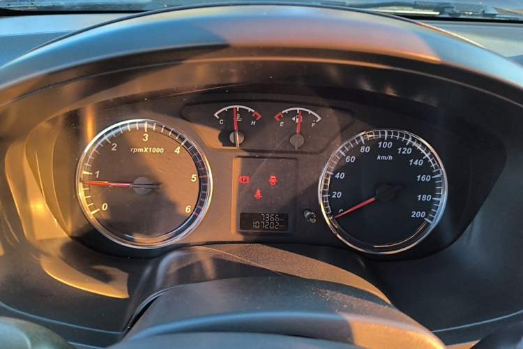 Used Great Wall Wingle 5 2016 2.0T Mine Edition Two-Wheel Drive Progressive Version Big Double Cab – 4D20B Instrument Cluster