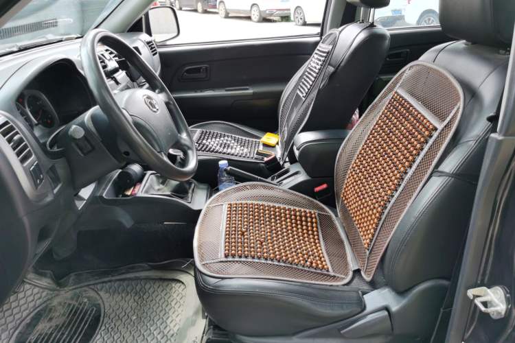 Used Great Wall Wingle 5 2016 2.8T Two-Wheel-Drive Entry-Level GW2.8TC Big Double-Cab GW2.8TC Left Front Seat
