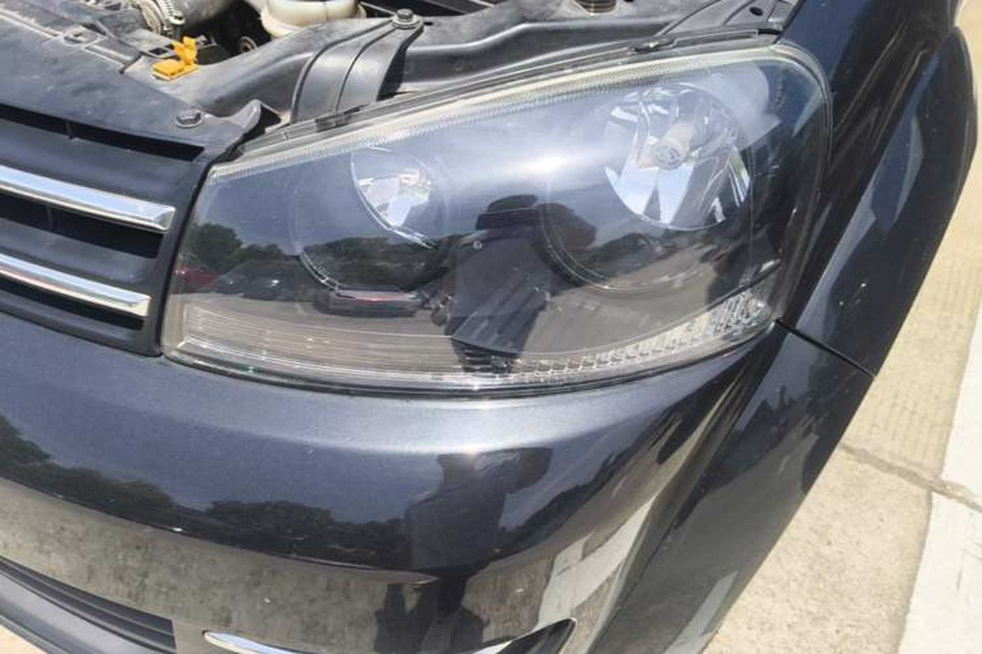 Used Great Wall Wingle 5 2016 2.8T Two-Wheel-Drive Entry-Level GW2.8TC Big Double-Cab GW2.8TC Right Front Headlight