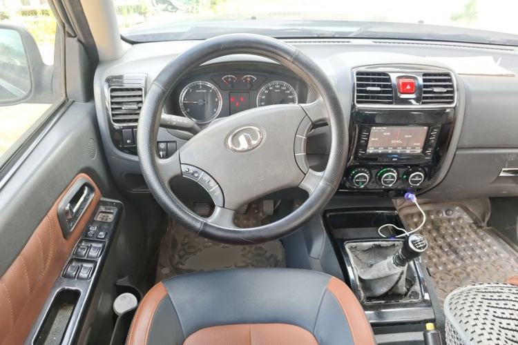 Used Great Wall Wingle 5 2016 2.0T Mine Edition Two-Wheel Drive Progressive Version Big Double Cab – 4D20B Steering Wheel