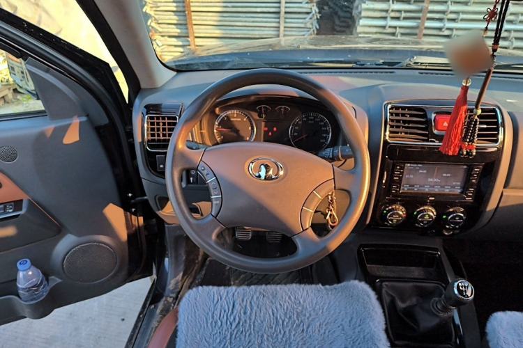 Used Great Wall Wingle 5 2016 2.0T Mine Edition Two-Wheel Drive Progressive Version Big Double Cab – 4D20B Steering Wheel