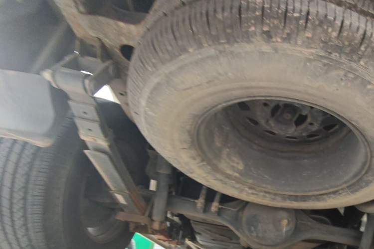 Used Great Wall Wingle 5 2016 2.0T Mine Edition Two-Wheel-Drive Progressive Version Short Double Cab 4D20B Chassis Rear